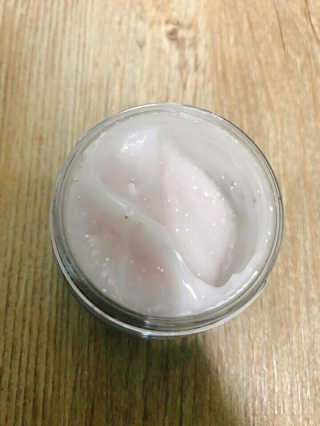 딜라잇18 리포아란크림 — 4점을 준 리뷰어가 2017년 1월 올린 사용 사진