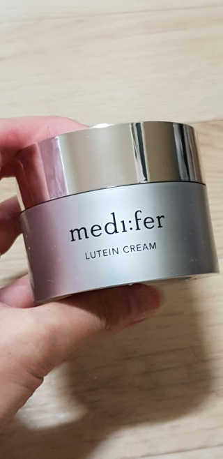 [메디페르] 루테인크림 — 5점을 준 리뷰어가 2019년 9월 올린 사용 사진