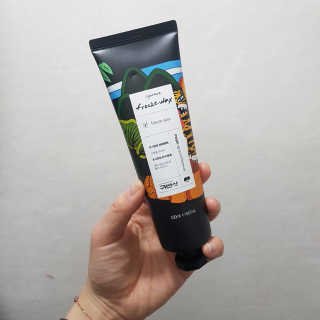 귀빈사 mayac 호시탐탐 시그니처 프리즈왁스 150ml — 5점을 준 리뷰어가 2020년 3월 올린 사용 사진