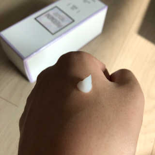 레드컨테이너 페로몬향 퍼퓸 바디에멀전 — 5점을 준 리뷰어가 2020년 2월 올린 사용 사진