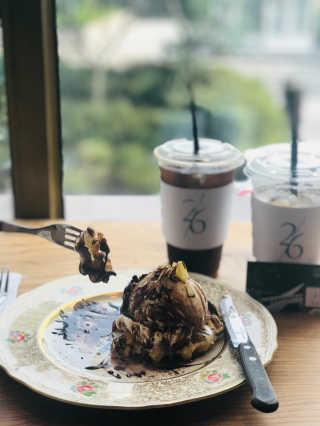 [카페26] 와플 아이스크림+아메리카노 2잔 set — 5점을 준 리뷰어가 2018년 8월 올린 사용 사진