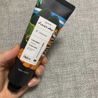 귀빈사 mayac 호시탐탐 시그니처 프리즈왁스 150ml — 4.5점을 준 리뷰어가 2020년 3월 올린 사용 사진