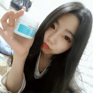 리얼베리어 아쿠아 수딩 젤 크림 대용량 기획세트 — 4점을 준 리뷰어가 2018년 6월 올린 사용 사진