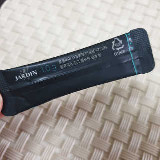 (주)쟈뎅 쟈뎅 에스프레소 스틱 [블랙+헤이즐넛 set] — 4점을 준 리뷰어가 2020년 3월 올린 사용 사진