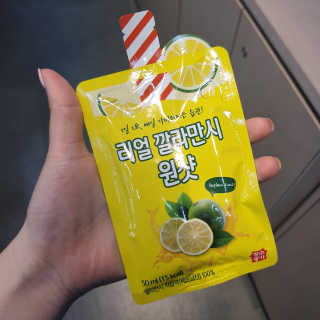 장수농가 리얼깔라만시 원샷 50ml 10팩+보틀 — 5점을 준 리뷰어가 2019년 4월 올린 사용 사진