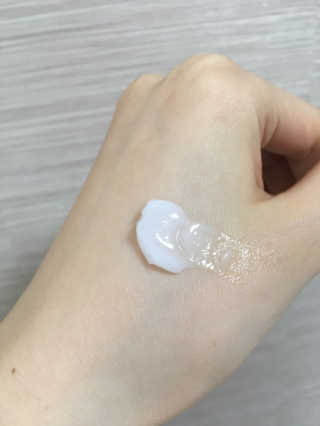 데일리톡스톡스 데일리톡스 워터밤 차요테 모이스처라이징 크림 — 4점을 준 리뷰어가 2018년 4월 올린 사용 사진