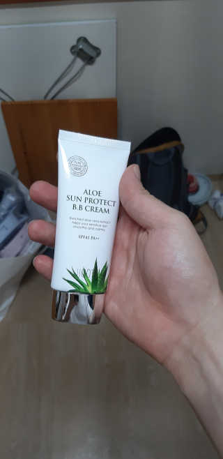 지고트 알로에 선프로텍트 비비크림 50ml — 5점을 준 리뷰어가 2019년 7월 올린 사용 사진