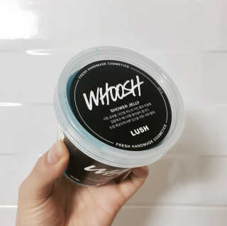 러쉬 샤워젤리 후쉬 240g 리프레셔 250g — 5점을 준 리뷰어가 2017년 7월 올린 사용 사진