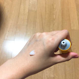 바디홀릭 옐로우포션 클린 핸드크림X3EA — 5점을 준 리뷰어가 2018년 11월 올린 사용 사진