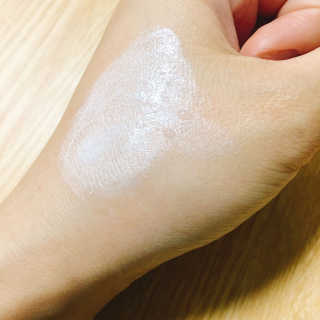 더메이런 에잇콤플렉스 워터드롭 화이트 크림 — 5점을 준 리뷰어가 2017년 5월 올린 사용 사진