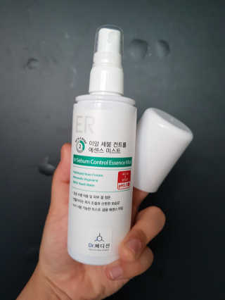 Dr.메디션 이알세붐컨트롤 에센스미스트 [피지조절] — 4점을 준 리뷰어가 2018년 8월 올린 사용 사진