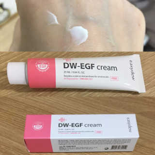 이지듀 디더블유 이지에프 크림 — 3.5점을 준 리뷰어가 2017년 1월 올린 사용 사진