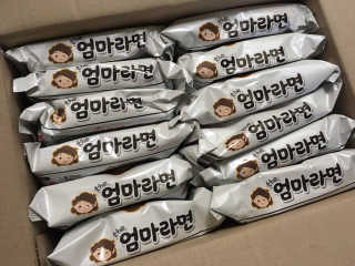 라면 그대로가 제일 맛있는 더엄마라면 — 5점을 준 리뷰어가 2019년 7월 올린 사용 사진