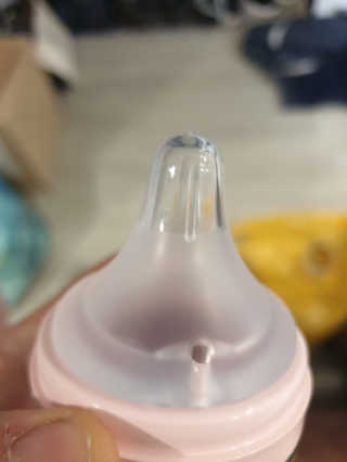 엄마의 바램을 담은 프리미엄 감성젖병 오유위시 260ml — 5점을 준 리뷰어가 2020년 3월 올린 사용 사진