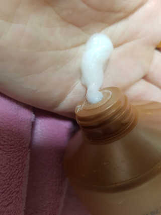 BH 본헤나 익스트림 리페어 헤어 세럼 200ml — 1.67점을 준 리뷰어가 2019년 5월 올린 사용 사진