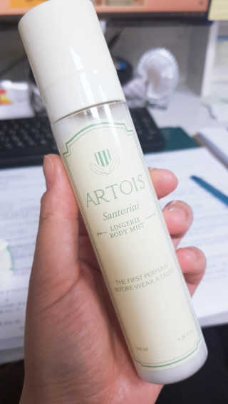 아르투아 ARTOIS 아르투아 산토리니 란제리 바디 미스트 — 3.5점을 준 리뷰어가 2019년 4월 올린 사용 사진