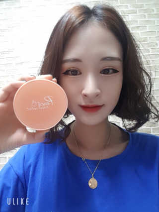 [블랙루즈] 피치 커버 벨벳 쿠션 2종 중 택1 — 5점을 준 리뷰어가 2019년 10월 올린 사용 사진