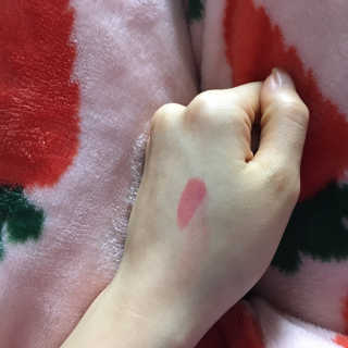 릴리바이레드 쥬시라이어 워터틴트 02 체리 크러쉬인 척 — 3점을 준 리뷰어가 2020년 3월 올린 사용 사진