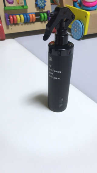 PEACE MOMENT 피스모먼트 인세컨즈포키친 320mL 천연살균소독제 — 5점을 준 리뷰어가 2018년 11월 올린 사용 사진