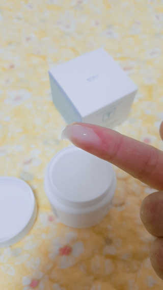 SN 에스엔 티크림 — 4점을 준 리뷰어가 2017년 12월 올린 사용 사진