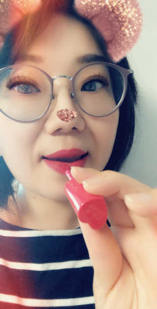 [블랙루즈] 컬러 락 하트 틴트 1+1 — 4.5점을 준 리뷰어가 2019년 8월 올린 사용 사진