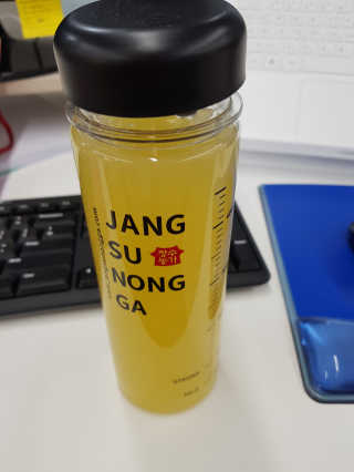 장수농가 리얼깔라만시 원샷 50ml 10팩+보틀 — 5점을 준 리뷰어가 2019년 5월 올린 사용 사진