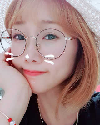 지고트 로맨틱 키스 립스틱 — 4점을 준 리뷰어가 2019년 7월 올린 사용 사진