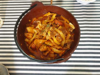 식스레시피 마라떡볶이 쿠킹박스 2인분 — 4점을 준 리뷰어가 2019년 7월 올린 사용 사진