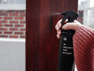 PEACE MOMENT 피스모먼트 인세컨즈포키친 320mL 천연살균소독제 — 4.5점을 준 리뷰어가 2018년 10월 올린 사용 사진