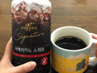 (주)쟈뎅 쟈뎅 시그니처 아메리카노 1.1L — 4점을 준 리뷰어가 2018년 5월 올린 사용 사진