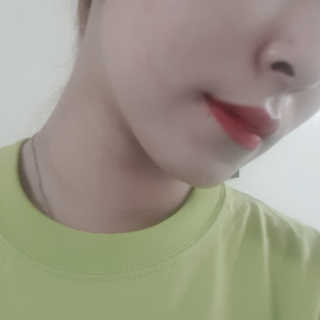 지고트 미네랄 UV 스네일 쿠션 리필포함 — 4.5점을 준 리뷰어가 2019년 8월 올린 사용 사진