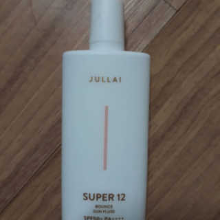 쥴라이Jullai 슈퍼 12 바운스 선 플루이드 SPF50+ PA++++ — 5점을 준 리뷰어가 2019년 7월 올린 사용 사진