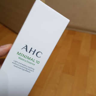 AHC 에이 에이치 씨 미니멀 10 워터리 에센스 — 4점을 준 리뷰어가 2018년 12월 올린 사용 사진