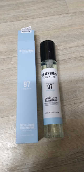 더블유드레스룸 드레스퍼퓸 150ml — 5점을 준 리뷰어가 2018년 12월 올린 사용 사진