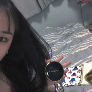 셀레뷰 블랙 세럼 팩트 — 4점을 준 리뷰어가 2017년 9월 올린 사용 사진