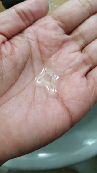 [마녀 공장] 발가락 토미 니아신 에센스 50ml — 5점을 준 리뷰어가 2019년 5월 올린 사용 사진
