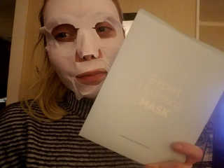 아이뽀 모든 피부 타입을위한 AIPPO Expert Hydrating Mask — 5점을 준 리뷰어가 2018년 3월 올린 사용 사진
