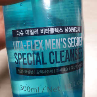 다슈코리아 다슈 데일리 비타플렉스 남성 청결제 — 5점을 준 리뷰어가 2019년 5월 올린 사용 사진