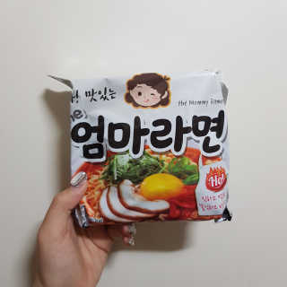 라면 그대로가 제일 맛있는 더엄마라면 — 4점을 준 리뷰어가 2019년 9월 올린 사용 사진