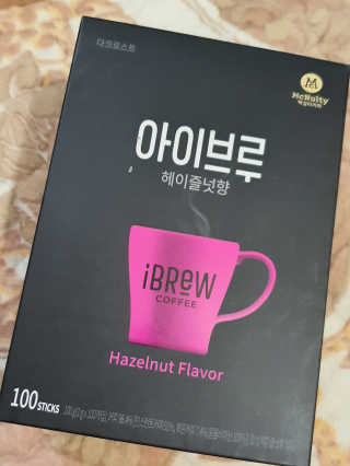 한국맥널티 아이브루 헤이즐넛향 100T — 5점을 준 리뷰어가 2019년 11월 올린 사용 사진
