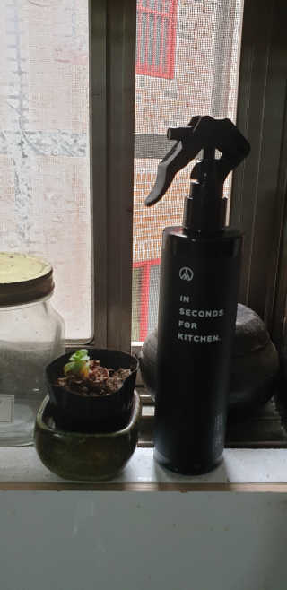 PEACE MOMENT 피스모먼트 인세컨즈포키친 320mL 천연살균소독제 — 5점을 준 리뷰어가 2019년 2월 올린 사용 사진