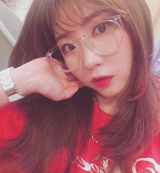 지고트 로맨틱 키스 립스틱 — 3점을 준 리뷰어가 2019년 7월 올린 사용 사진