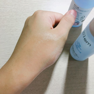 메이크프렘 하이드레이트 미 마이크로 앰플 에센스 — 4점을 준 리뷰어가 2016년 9월 올린 사용 사진