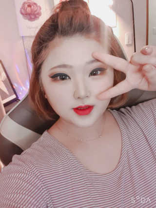 보나쥬르 멜팅 글로우 카밍 크림 50ml — 3점을 준 리뷰어가 2020년 1월 올린 사용 사진