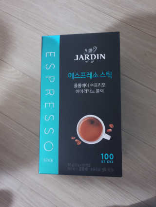 (주)쟈뎅 쟈뎅 에스프레소 스틱 아메리카노 블랙 — 5점을 준 리뷰어가 2018년 10월 올린 사용 사진