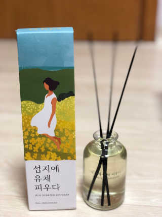 르플랑 제주 센티드 디퓨저 90ml 4종 — 5점을 준 리뷰어가 2018년 12월 올린 사용 사진