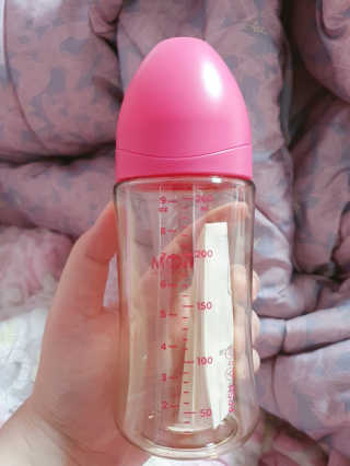 유비맘 PPSU 젖병 노꼭지_260ml_컬러 랜덤 발송 — 4점을 준 리뷰어가 2020년 3월 올린 사용 사진