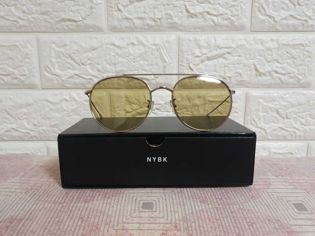 NYBK 틴트 선글라스 리뷰 사진
