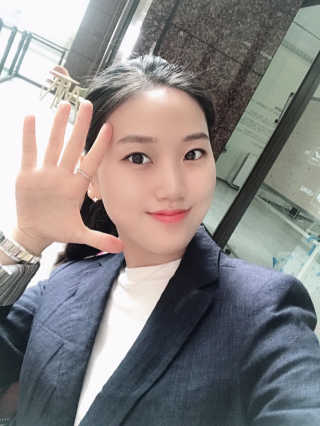 [더마퀸]쿨링스틱 페이스앤아이 — 5점을 준 리뷰어가 2019년 6월 올린 사용 사진