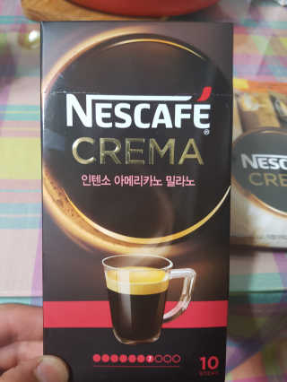 네스카페 코리아 네스카페 크레마 — 5점을 준 리뷰어가 2017년 6월 올린 사용 사진